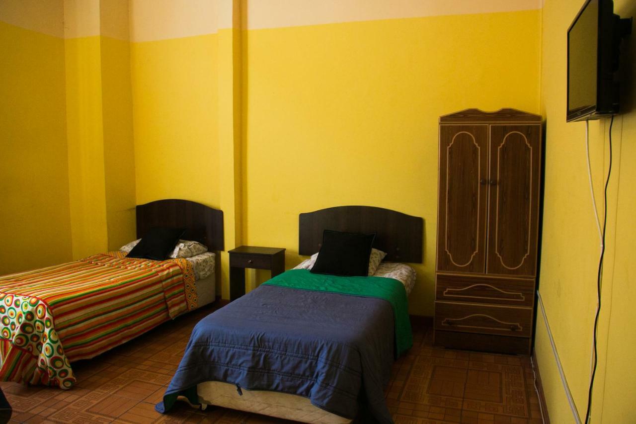 Hostal Tricontinental Valparaíso Esterno foto